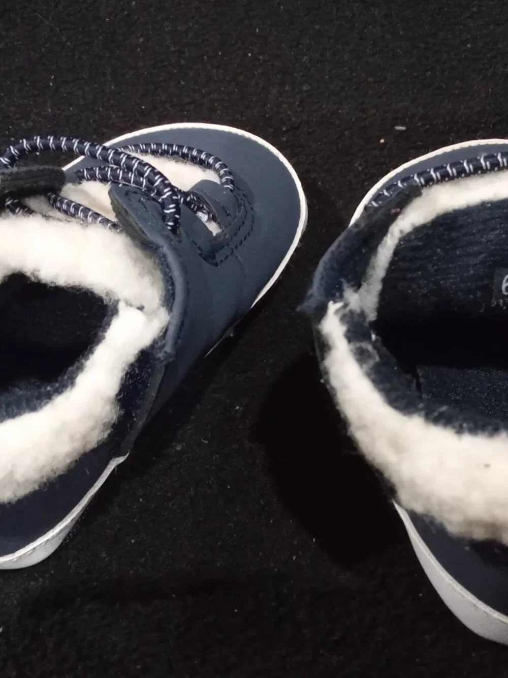 The Children's Place, Navy blue infant booties 6-12M